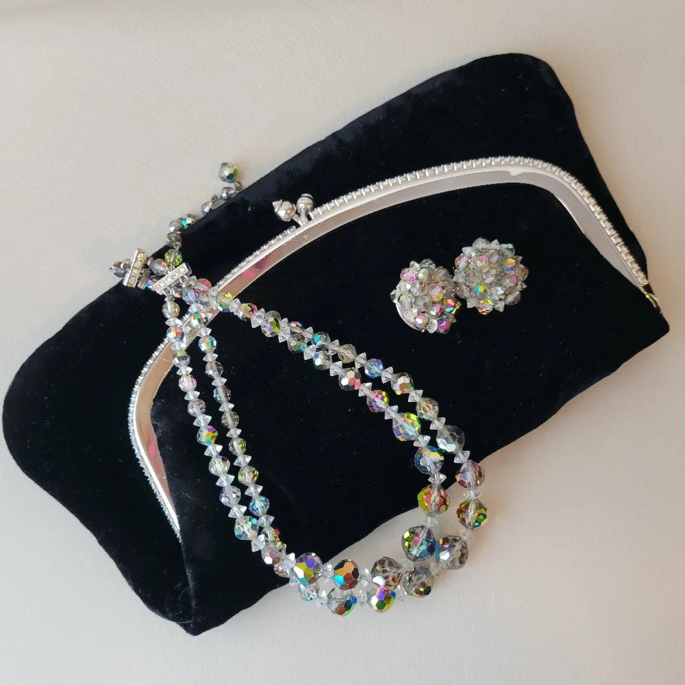 Mel-Ton Vintage Black Velvet Foldover Clutch Evening Bag Purse ~ 1950s-1960s (?)